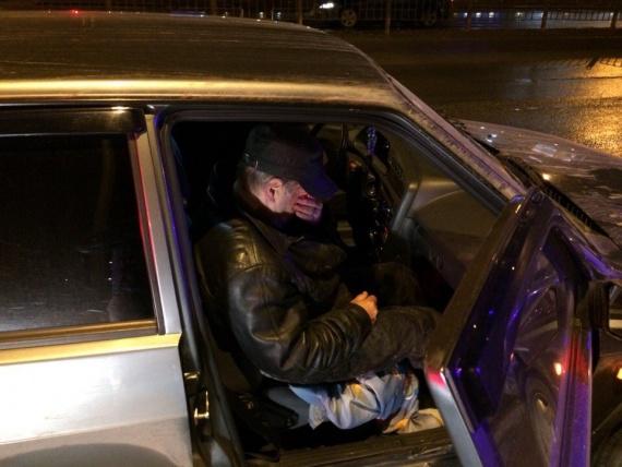 В Назрани под колеса автомобиля ВАЗ 2114 попал местный житель